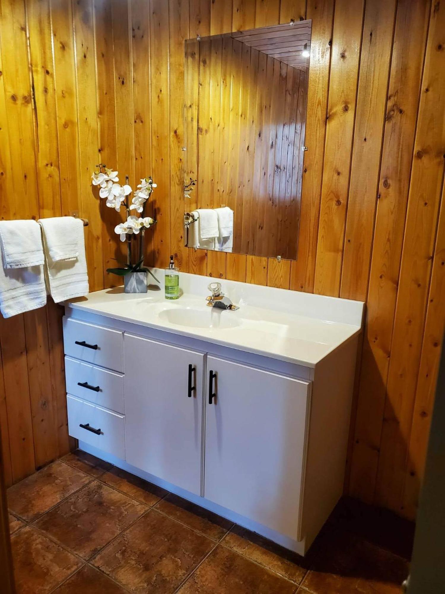 Rock Lake Lodge Provincial Park Rocky Mountain Escape Dome & Log Cabin Rentals - Rock Lake מראה חיצוני תמונה
